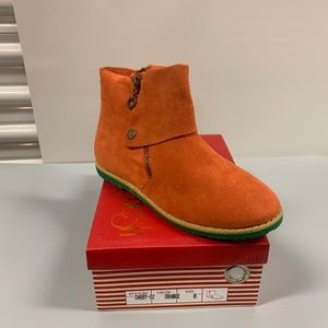 Refresh Faux Suede Zip Up Booties - Orange